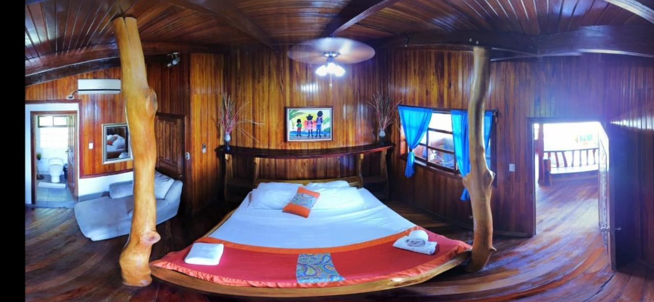 Hotel La Isla Inn Puerto Viejo de Talamanca Eksteriør bilde