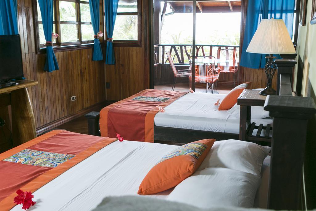 Hotel La Isla Inn Puerto Viejo de Talamanca Eksteriør bilde