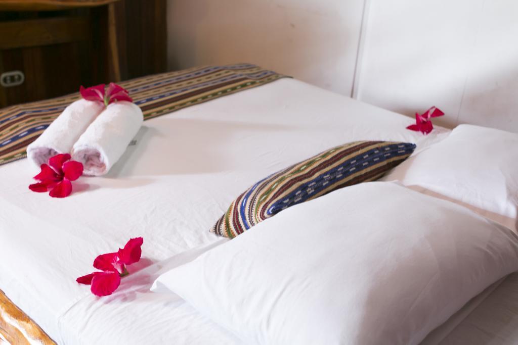 Hotel La Isla Inn Puerto Viejo de Talamanca Eksteriør bilde
